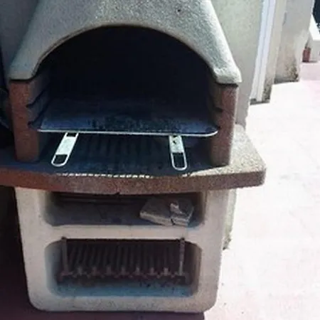 Homestay Maison Sur 3 Etages Avec Patio, Terrasse Avec Barbecue, 1 De Disponible Au 1er Etage